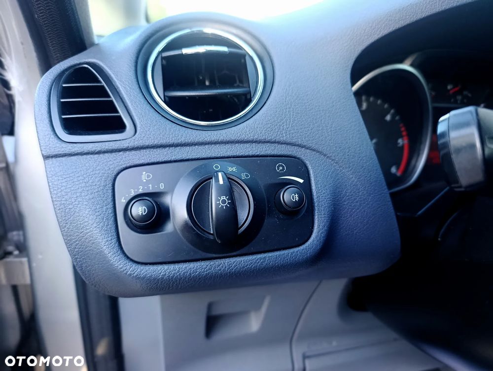 Ford S-Max - 23
