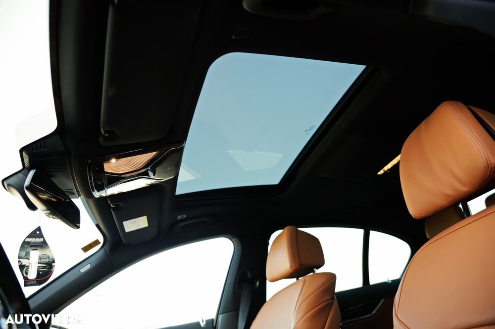 BMW Seria 7 740i - 15