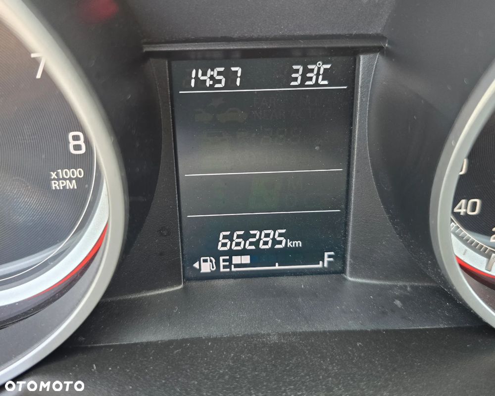 Suzuki Swift 1.2 Dualjet Allgrip Comfort - 38