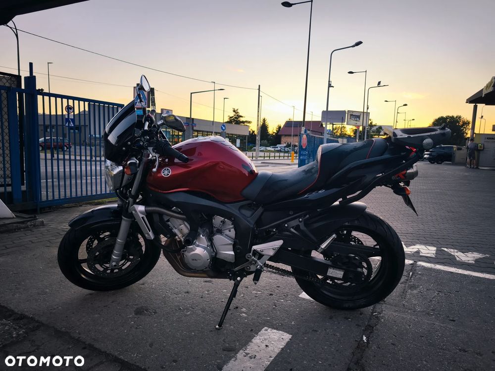 Yamaha FZ6 - 7