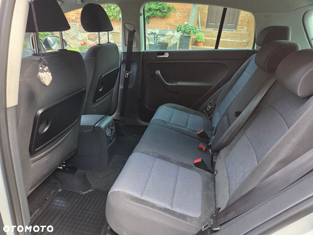 Volkswagen Golf Plus - 8