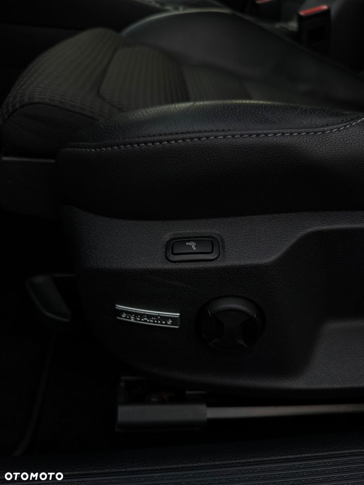 Volkswagen Golf 1.2 TSI BMT Trendline Perfectline - 18