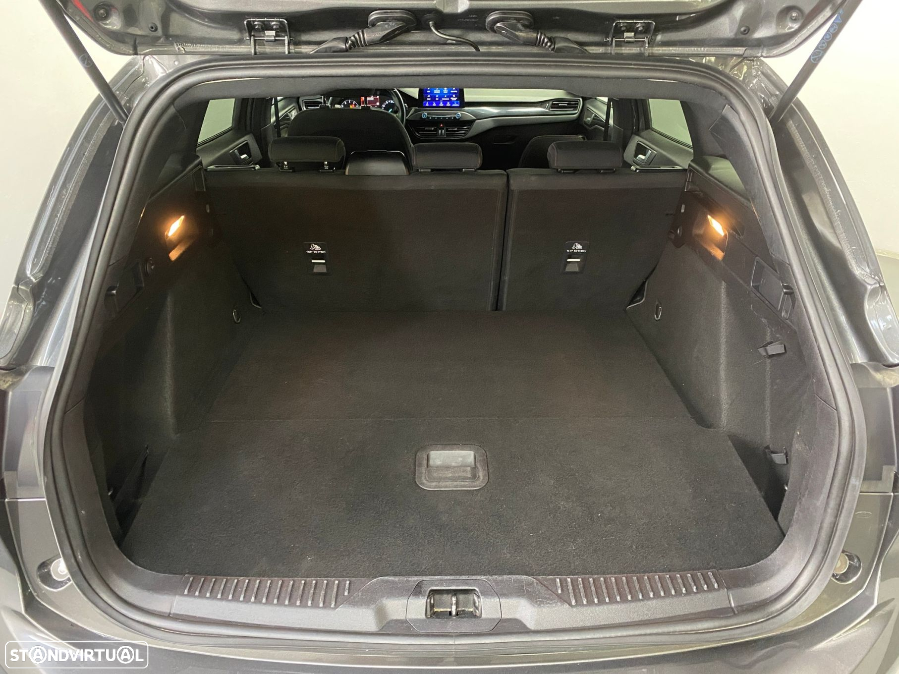 Ford Focus SW 1.0 EcoBoost ST-Line - 21