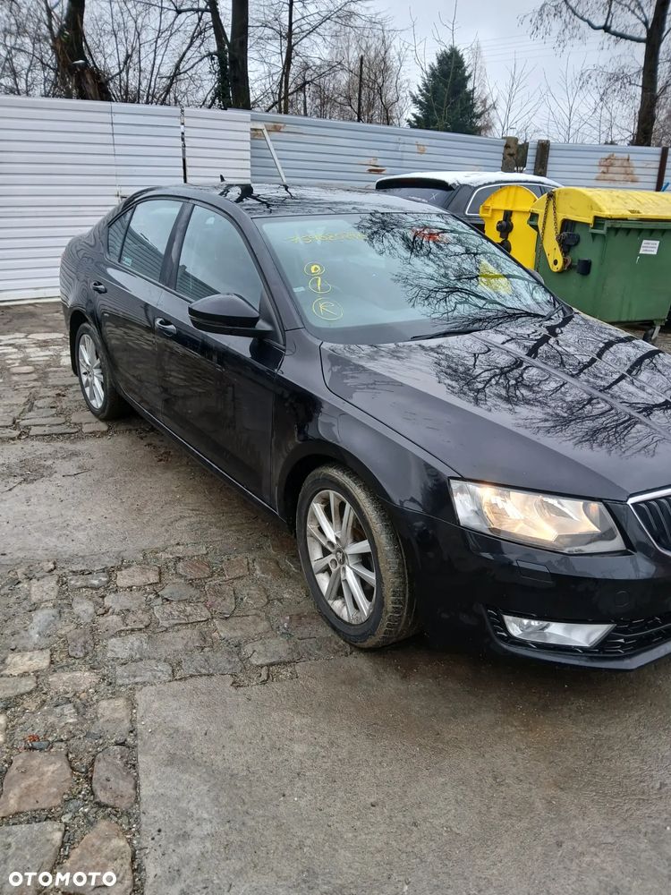 Skoda octavia 3 Maska zderzak  błotnik LF9R - 2