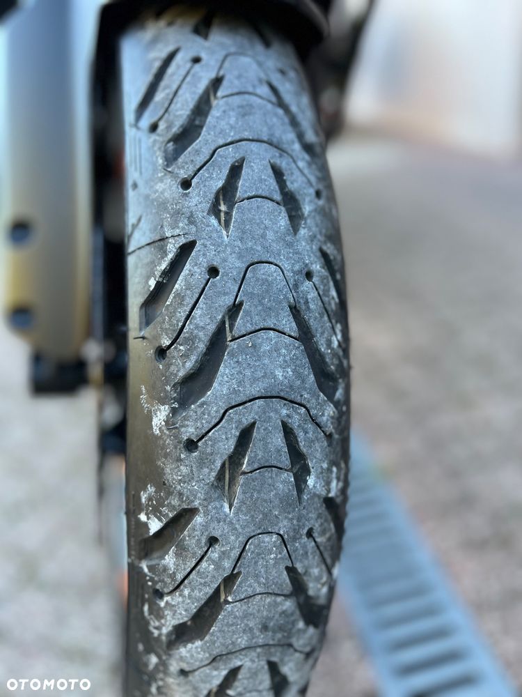 KTM Adventure - 18