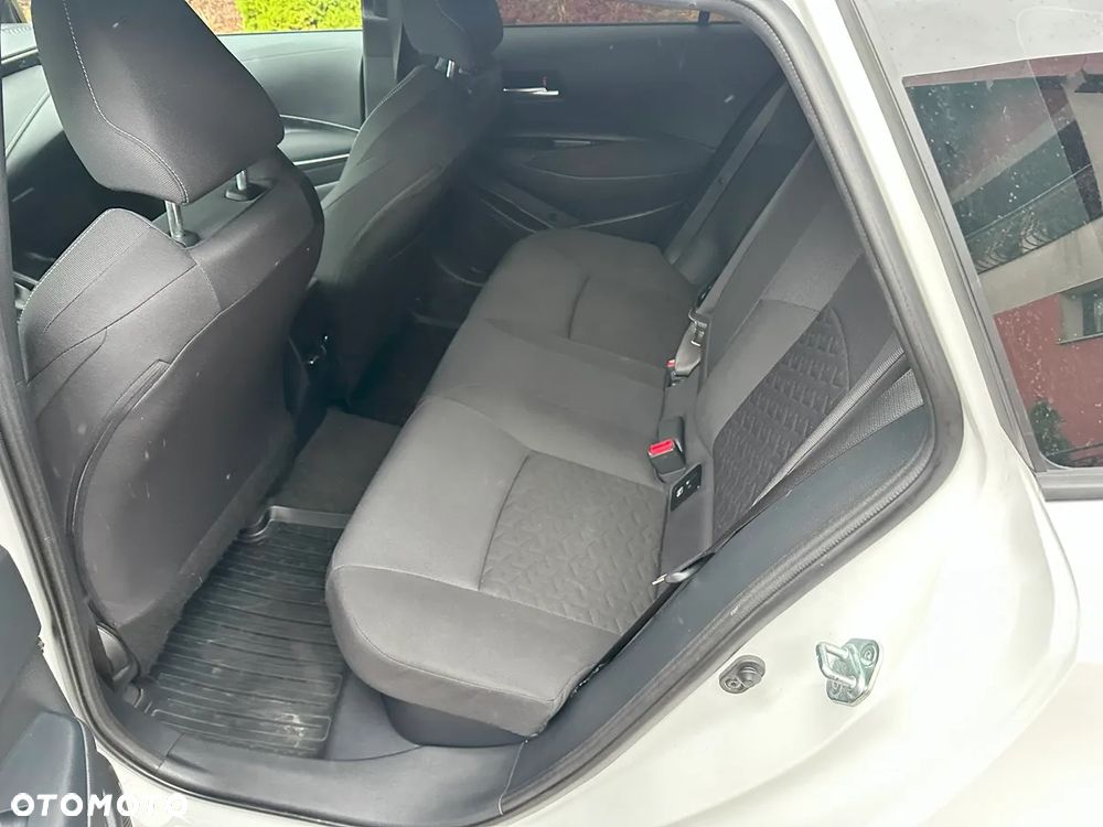 Toyota Corolla 1.8 Hybrid Comfort - 12