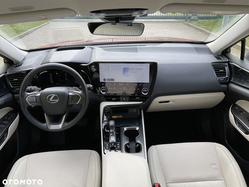 Lexus NX - 9