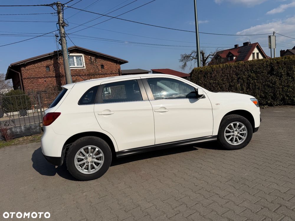 Mitsubishi ASX - 11