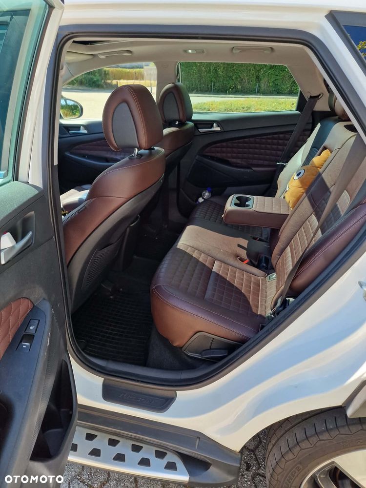 Hyundai Tucson 2.0 CRDI Premium 4WD - 11