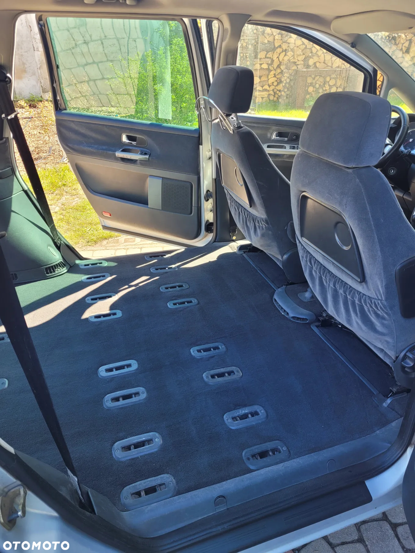 Ford Galaxy TDI Ghia - 10