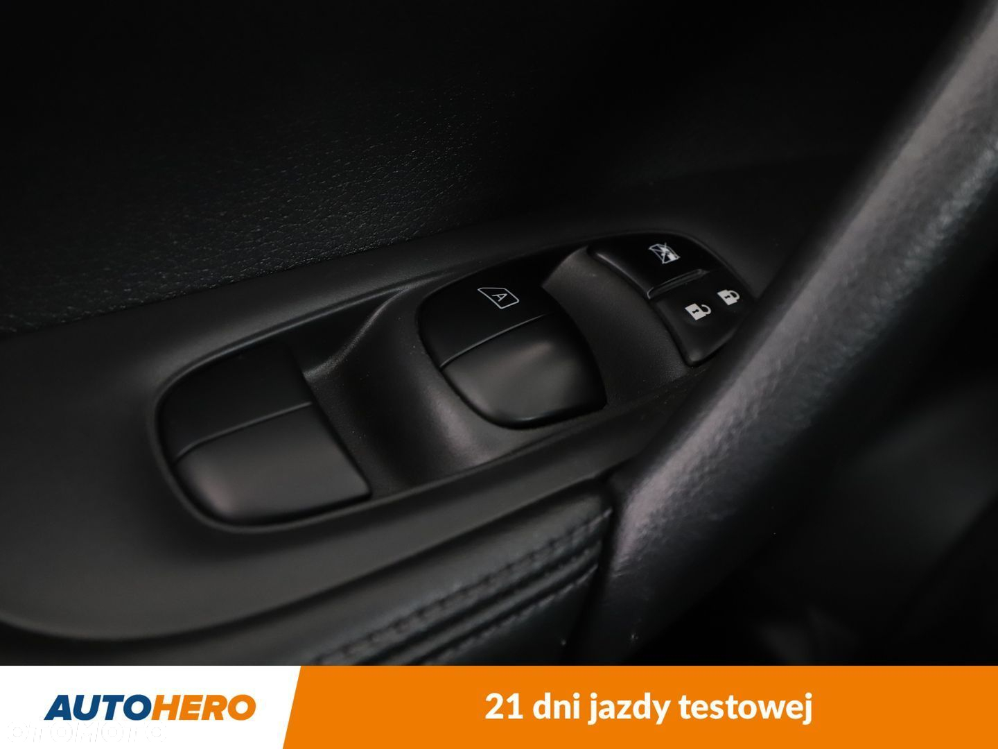 Nissan X-Trail 1.6 DIG-T N-Connecta 2WD - 33