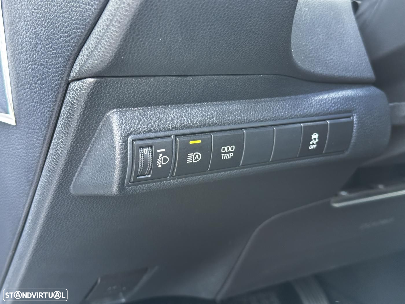 Toyota Corolla Touring Sports 1.8 Hybrid Comfort - 30