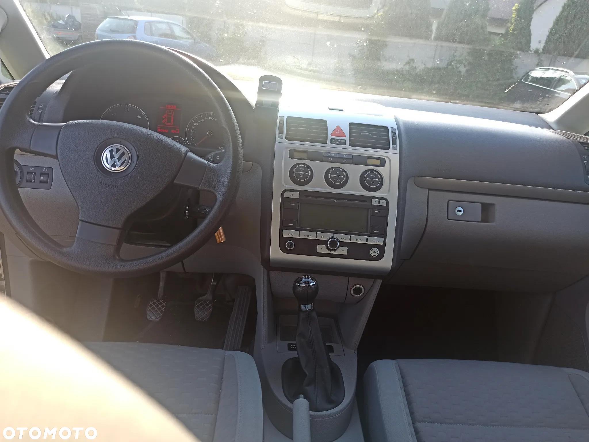 Volkswagen Touran - 7