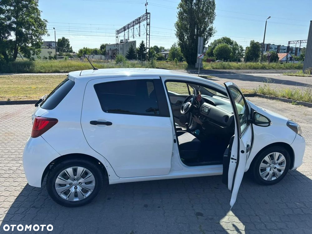 Toyota Yaris 1.0 Active - 11