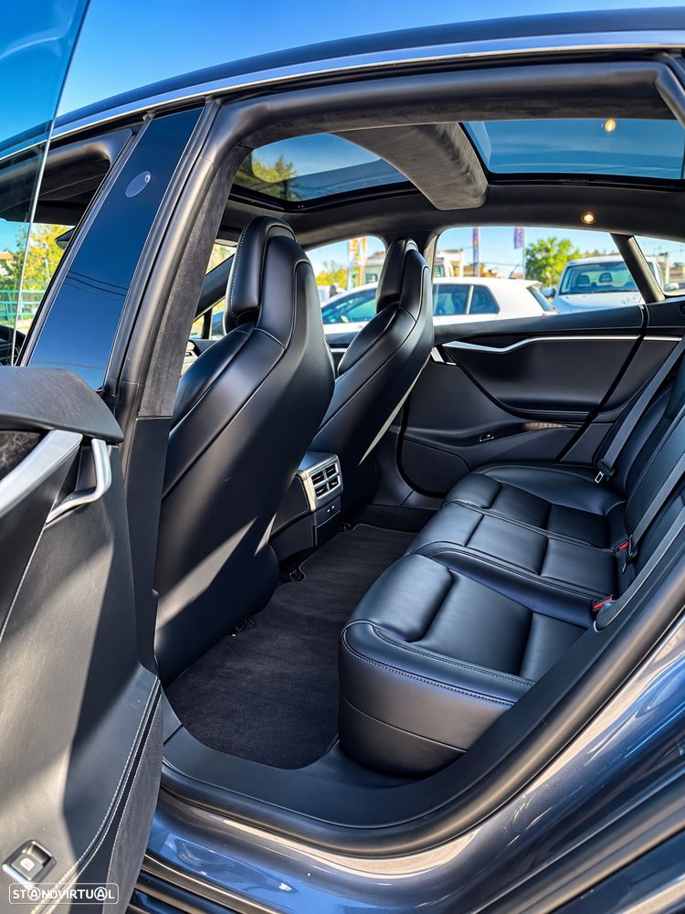 Tesla Model S Long Range AWD - 13
