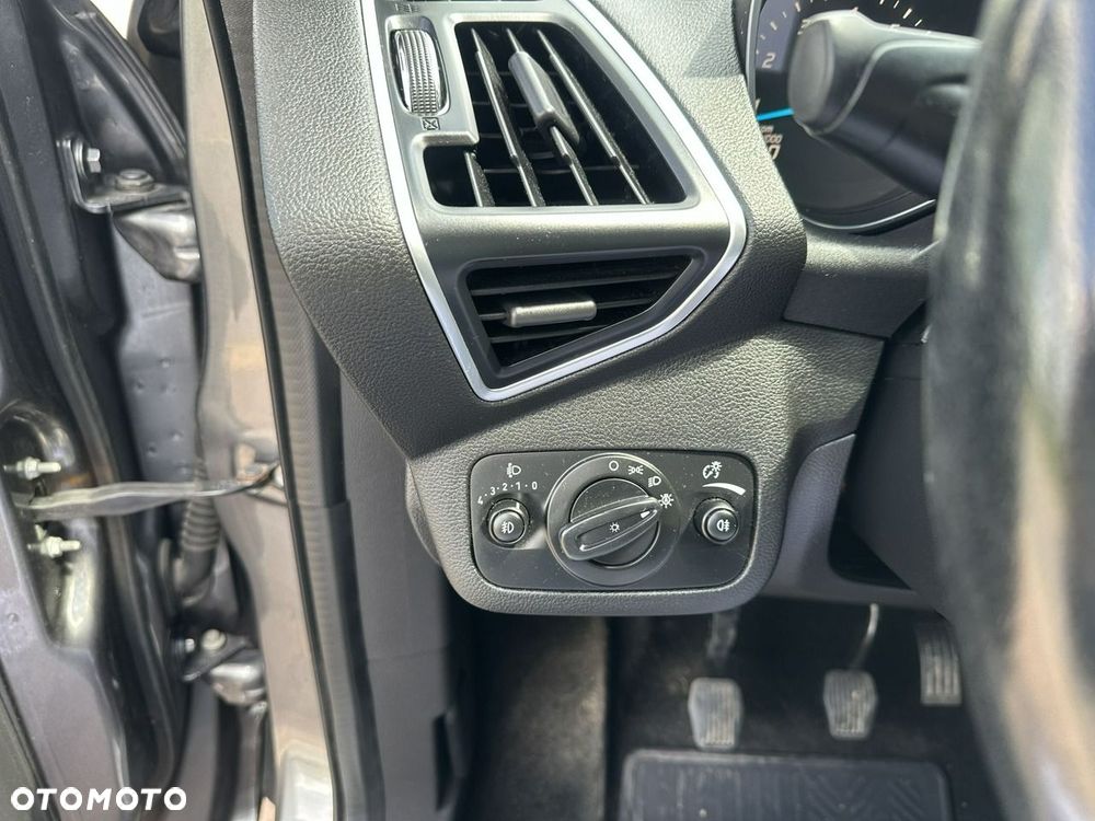 Ford Kuga - 20