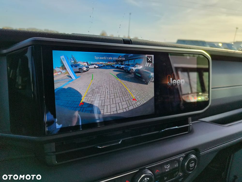 Jeep Wrangler Unlimited GME 2.0 Turbo Sahara - 14