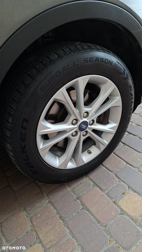 Ford Kuga 2.0 TDCi 4x4 Titanium - 12