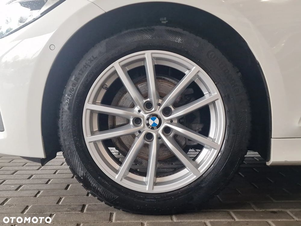 BMW Seria 3 318i Advantage - 6