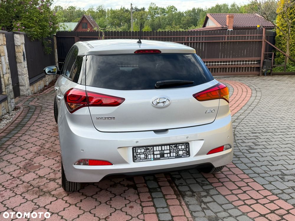 Hyundai i20 1.2 Passion Plus - 9