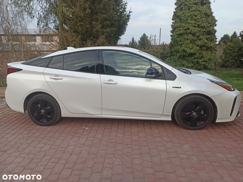 Toyota Prius 1.8 Hybrid Prestige - 2
