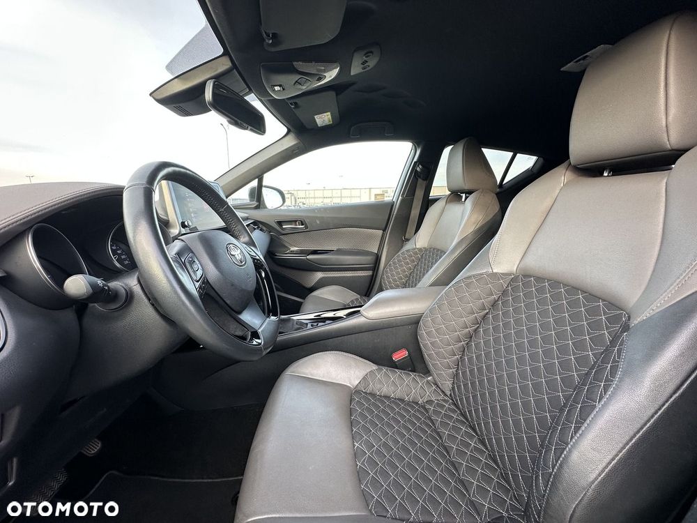 Toyota C-HR 2.0 Hybrid Executive - 9