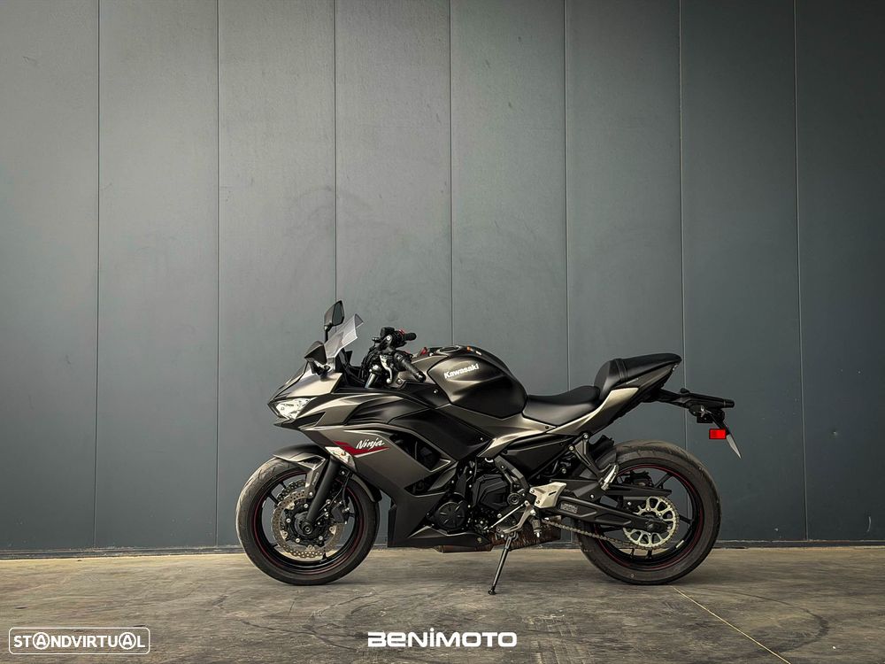 Kawasaki Ninja 650 - 4
