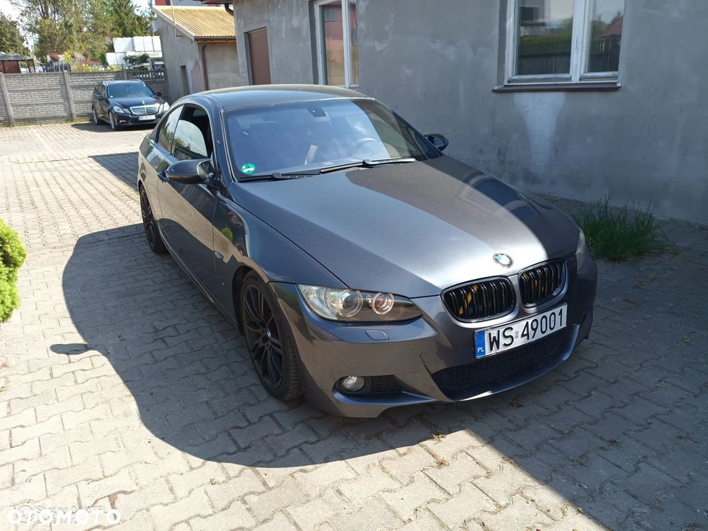 BMW Seria 3 325i - 2