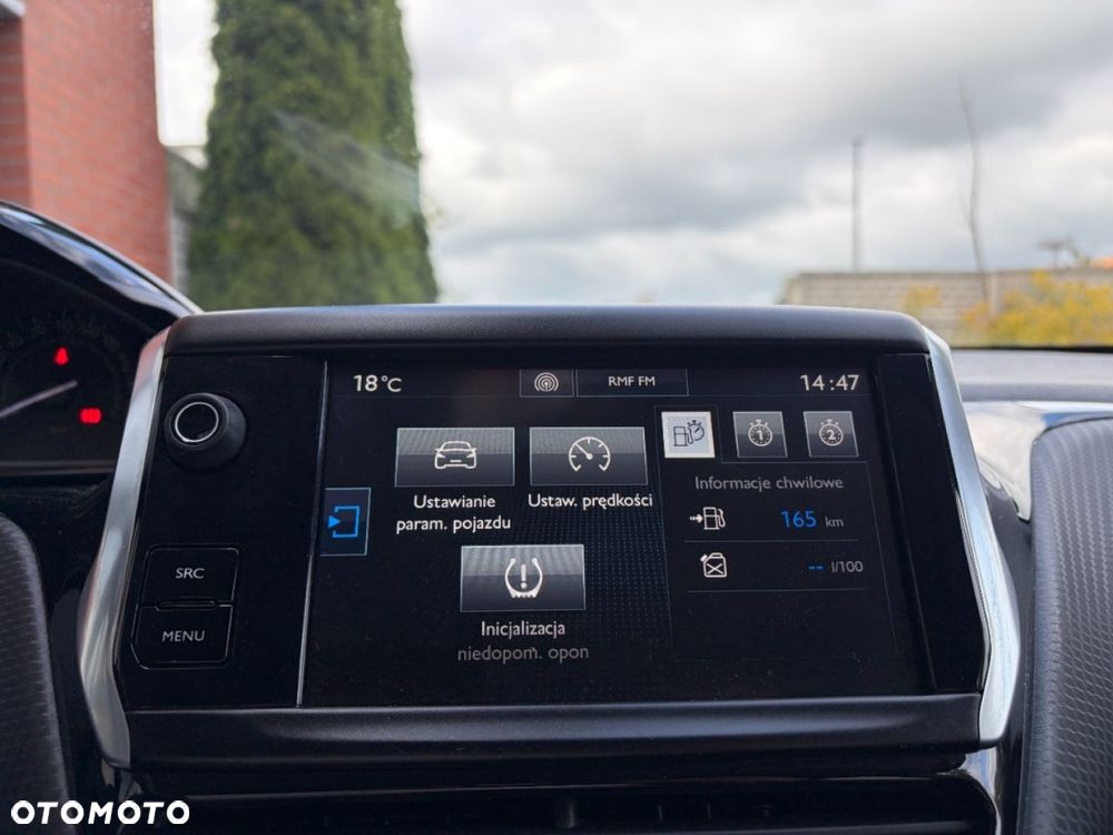 Peugeot 208 1.2 PureTech Style - 16