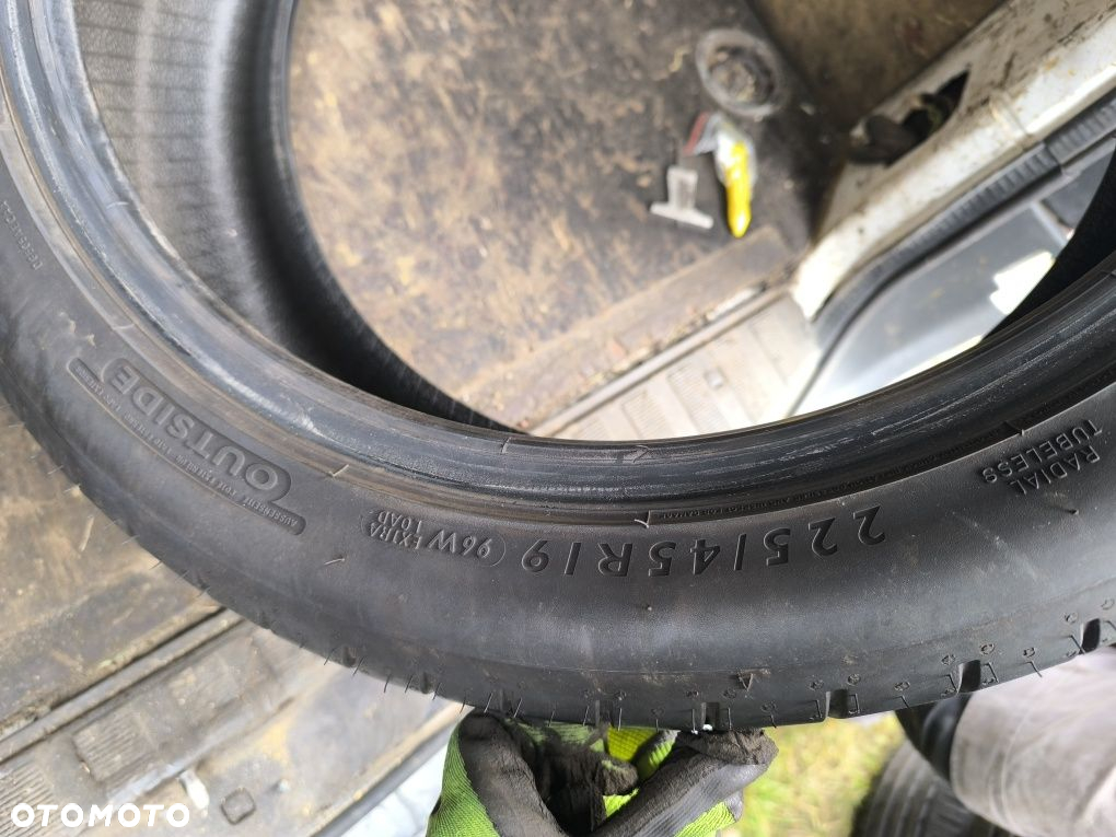 4 ŁADNE Opony letnie 225/45R19 96W Dunlop Sport Maxx RT Mon Wolsztyn - 8