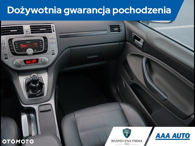 Ford Kuga - 10