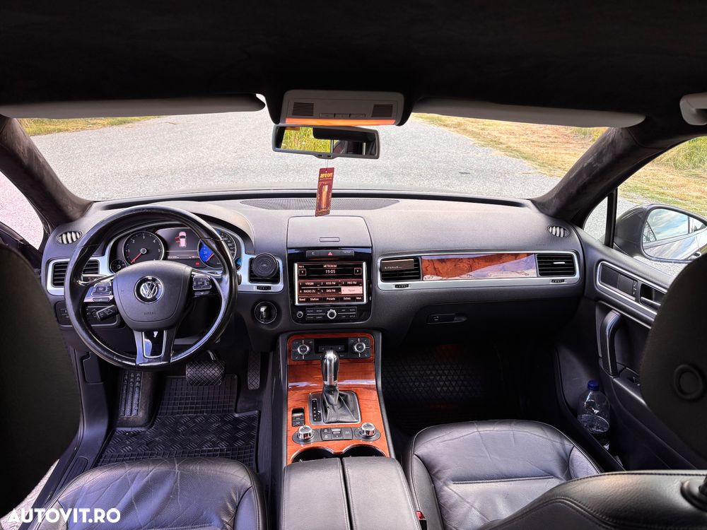 Volkswagen Touareg - 10