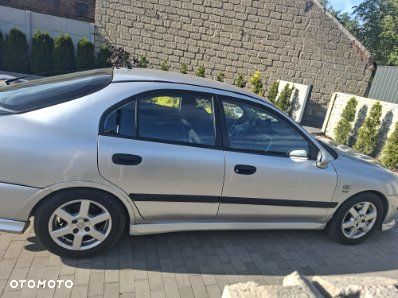 Mitsubishi Carisma 1.8 GDI Comfort - 11