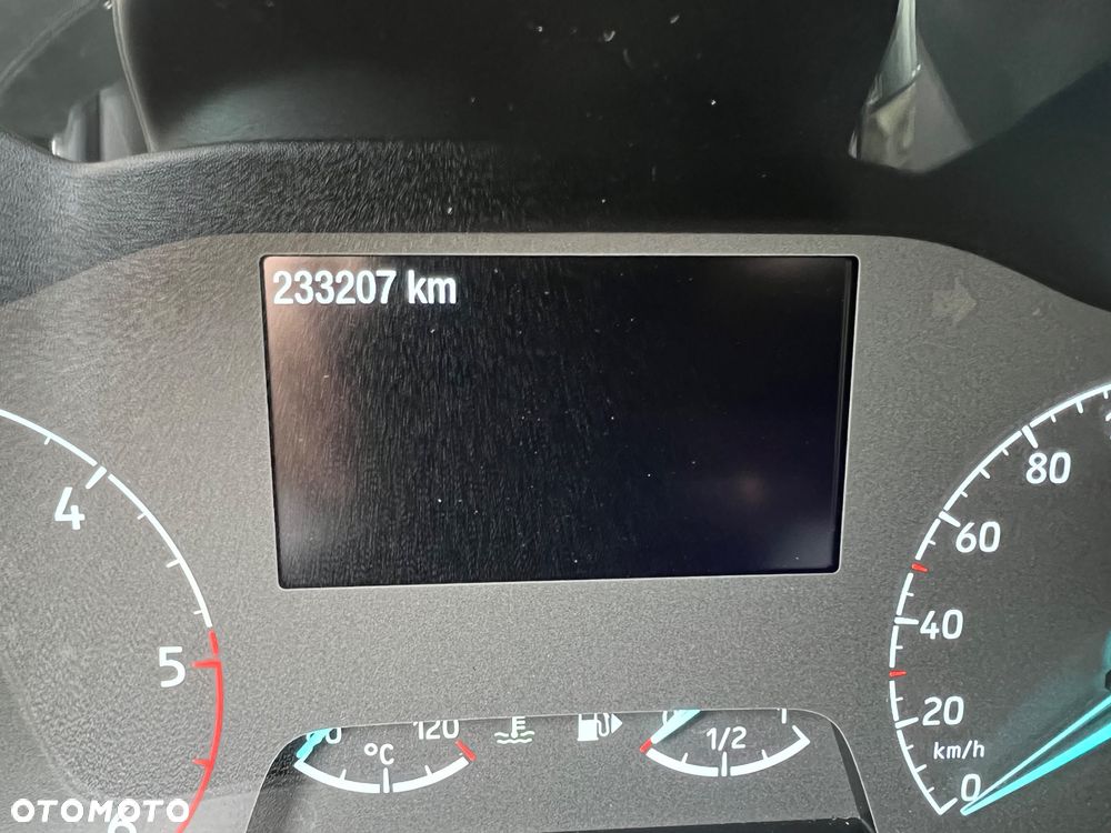 Ford Transit Connect - 15