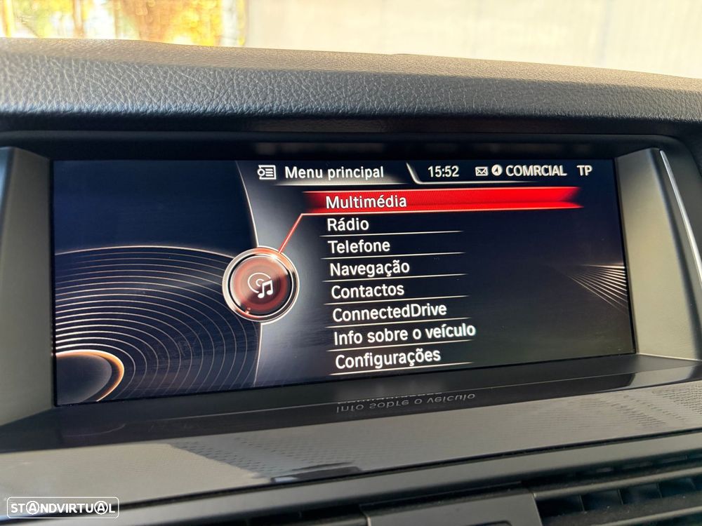 BMW 520 d Pack Desportivo M Auto - 23
