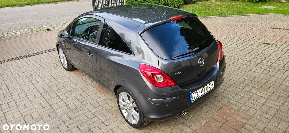 Opel Corsa 1.4 16V 150 Jahre - 19