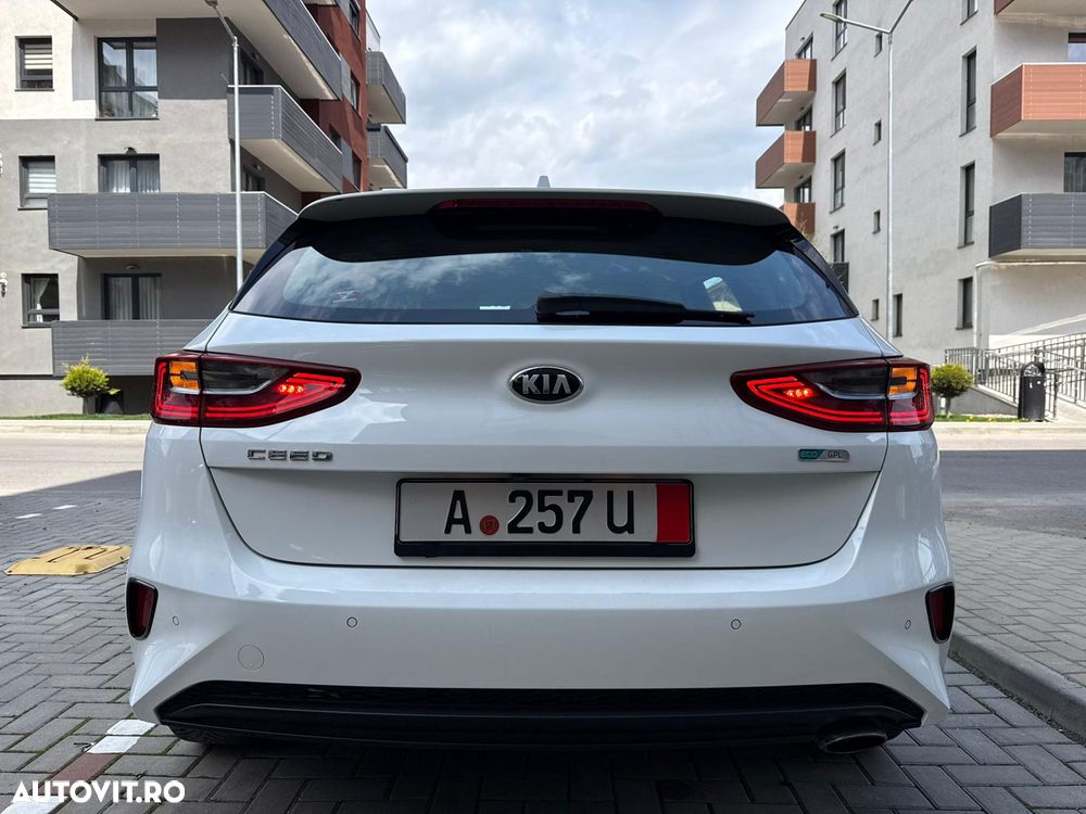 Kia Ceed - 20