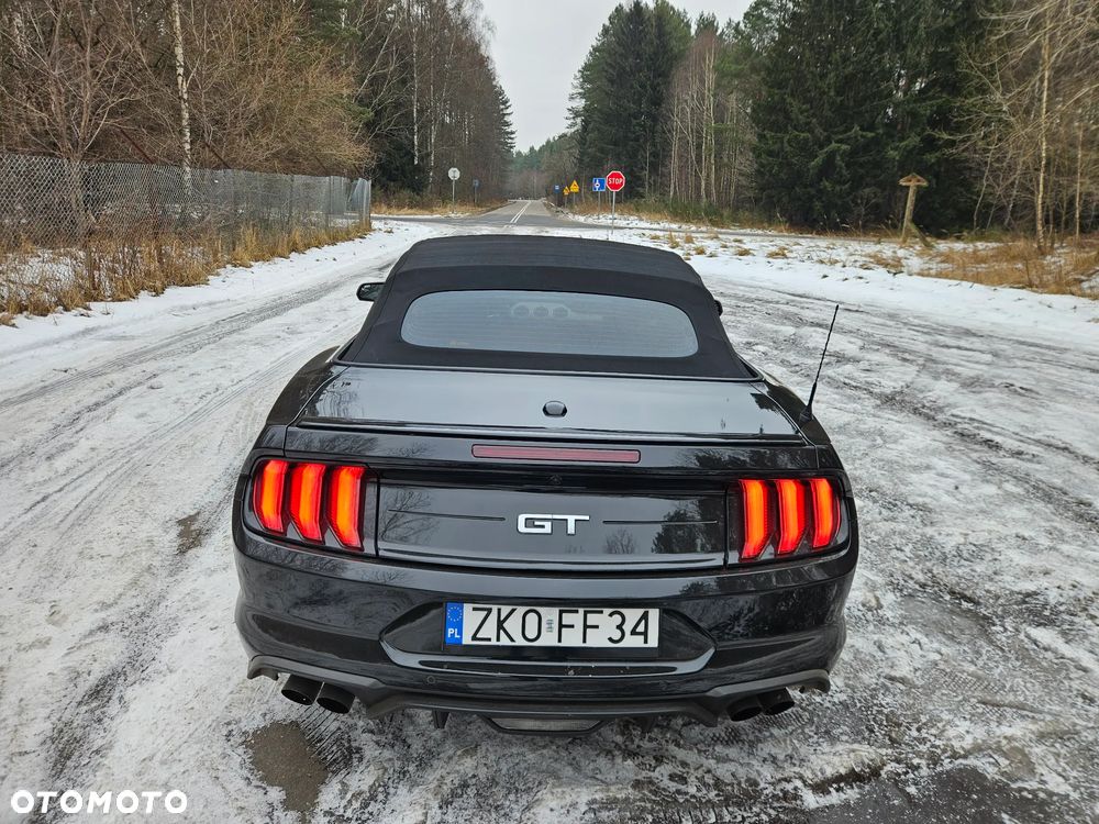 Ford Mustang - 28