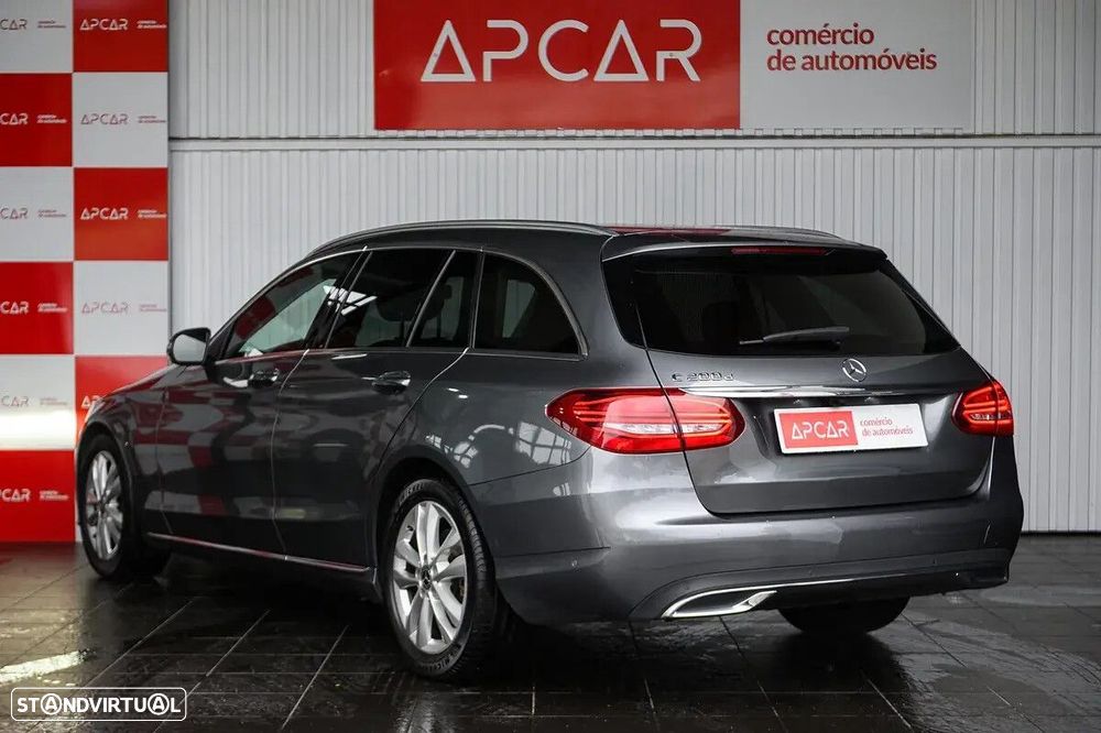 Mercedes-Benz C 200 - 5