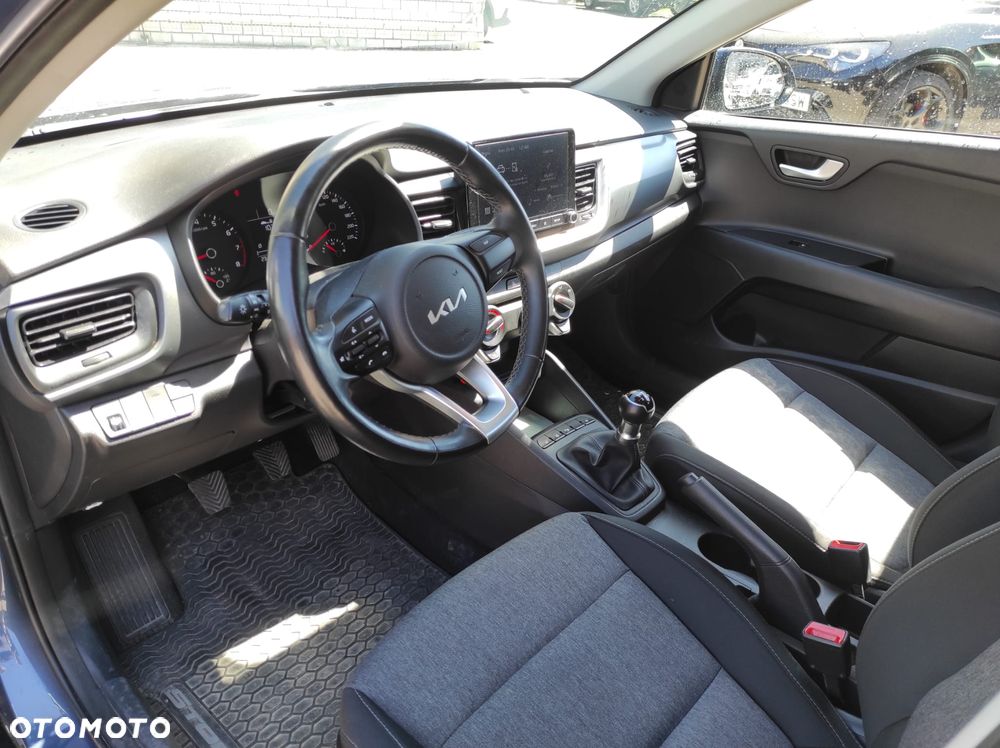 Kia Stonic 1.2 L - 5