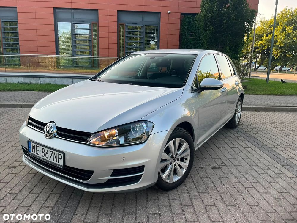 Volkswagen Golf 1.2 TSI BMT Comfortline - 1