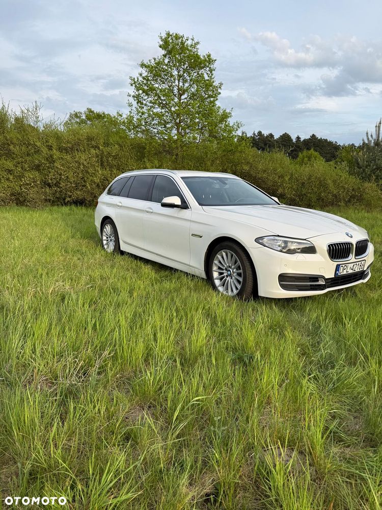 BMW Seria 5 520d Luxury Line - 1