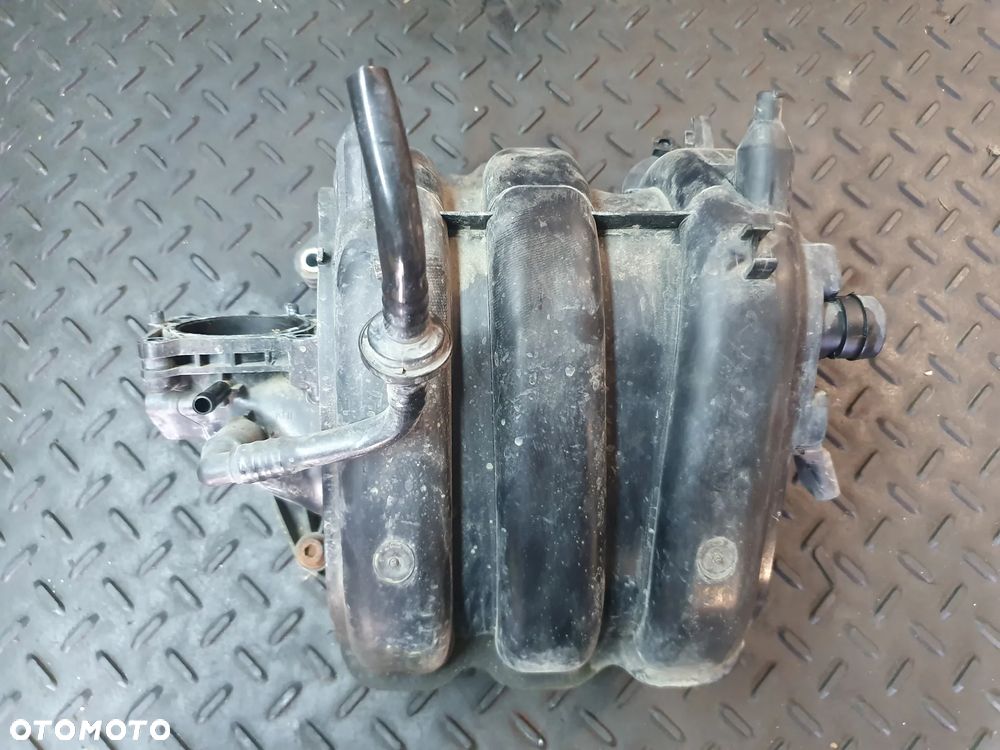 KOLEKTOR SSĄCY 03E129711D POLO 6R FABIA II 1.2 12V - 1