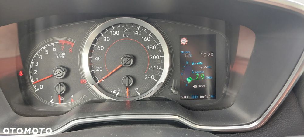 Toyota Corolla 1.6 Comfort - 16