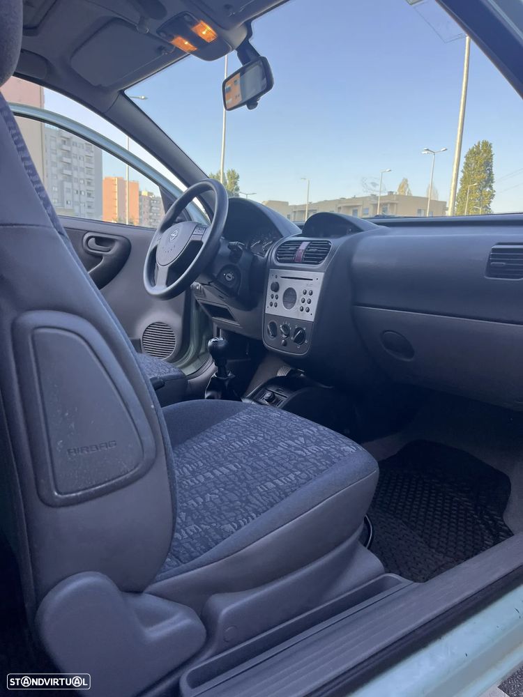 Opel Corsa 1.2 16V Confort - 12