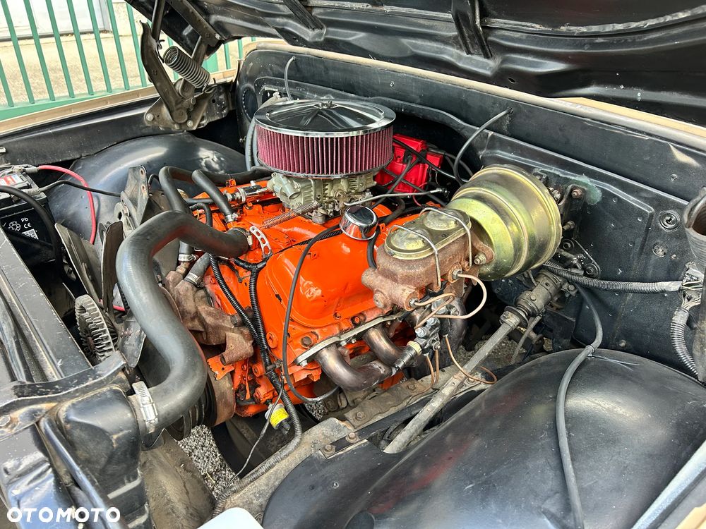 Chevrolet C-20 - 19