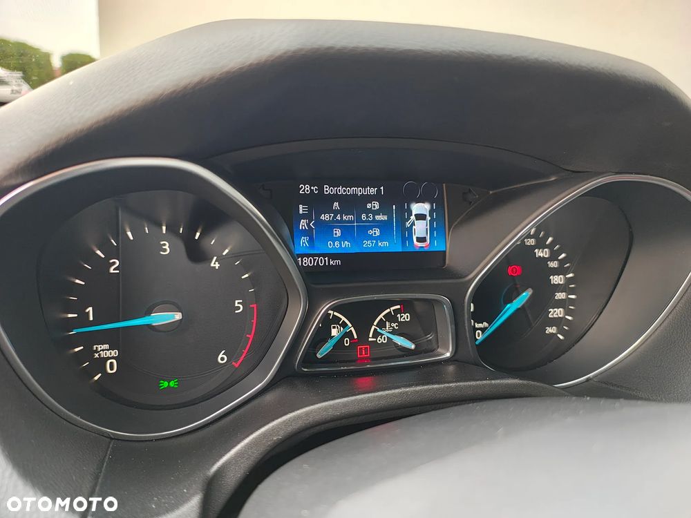 Ford Focus 1.5 TDCi DPF Start-Stopp-System Titanium - 38