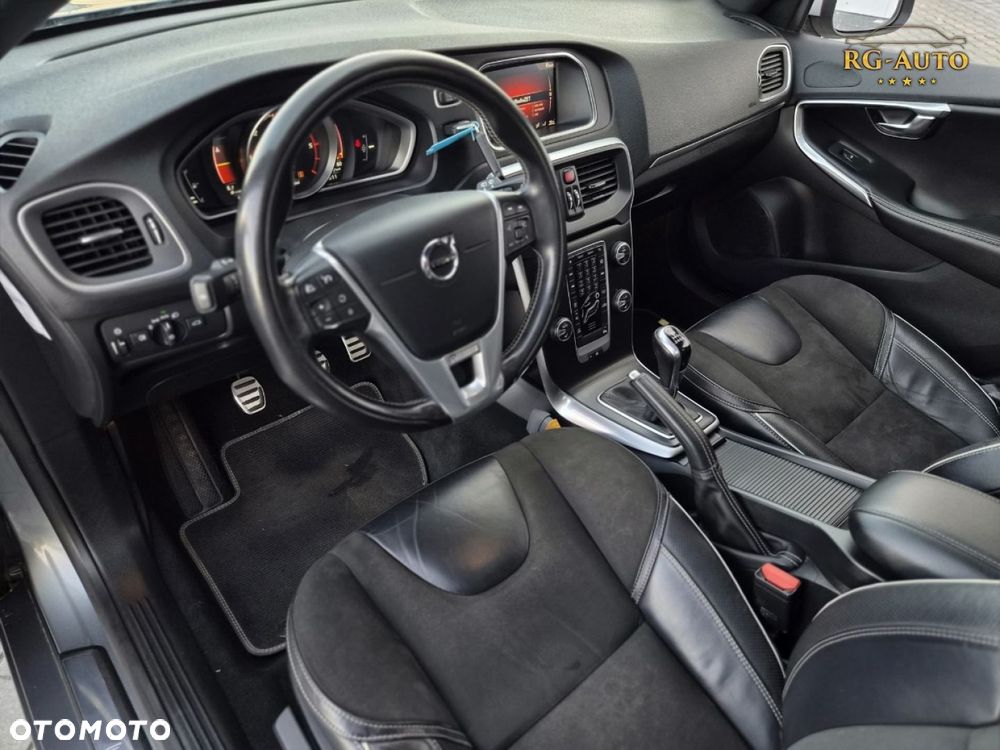 Volvo V40 - 27