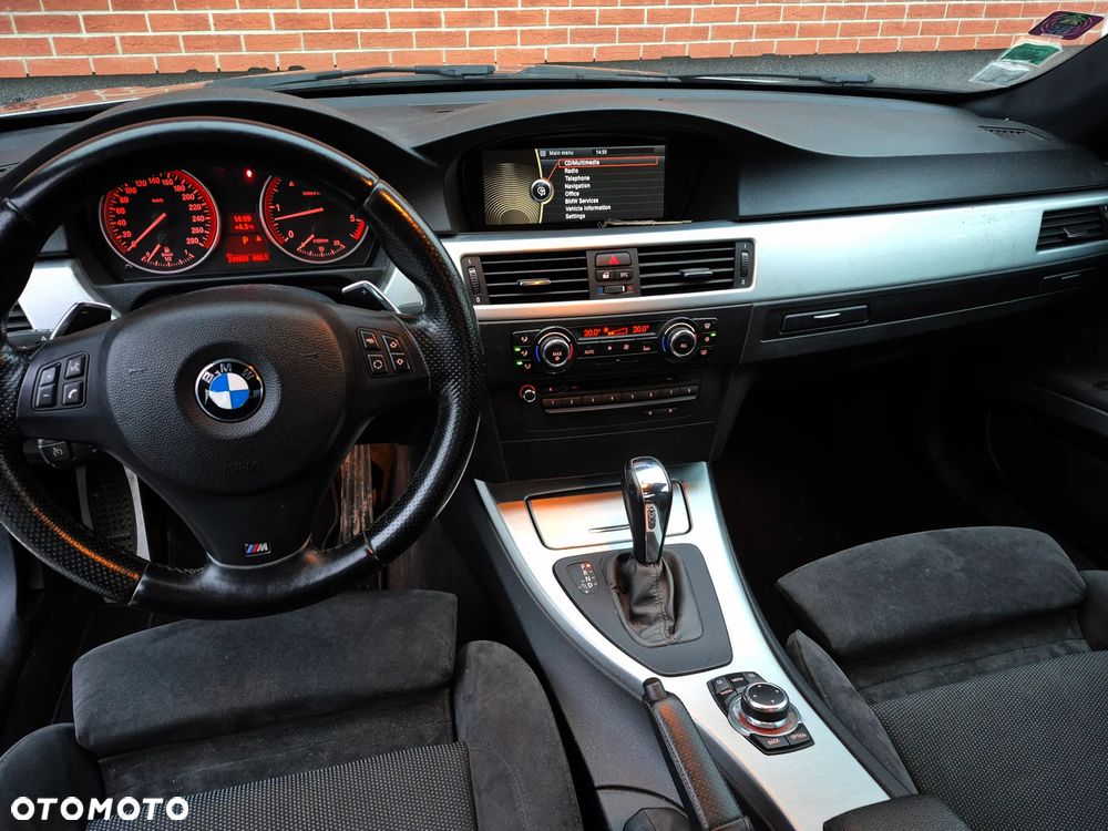 BMW Seria 3 325d M Sport Edition - 18