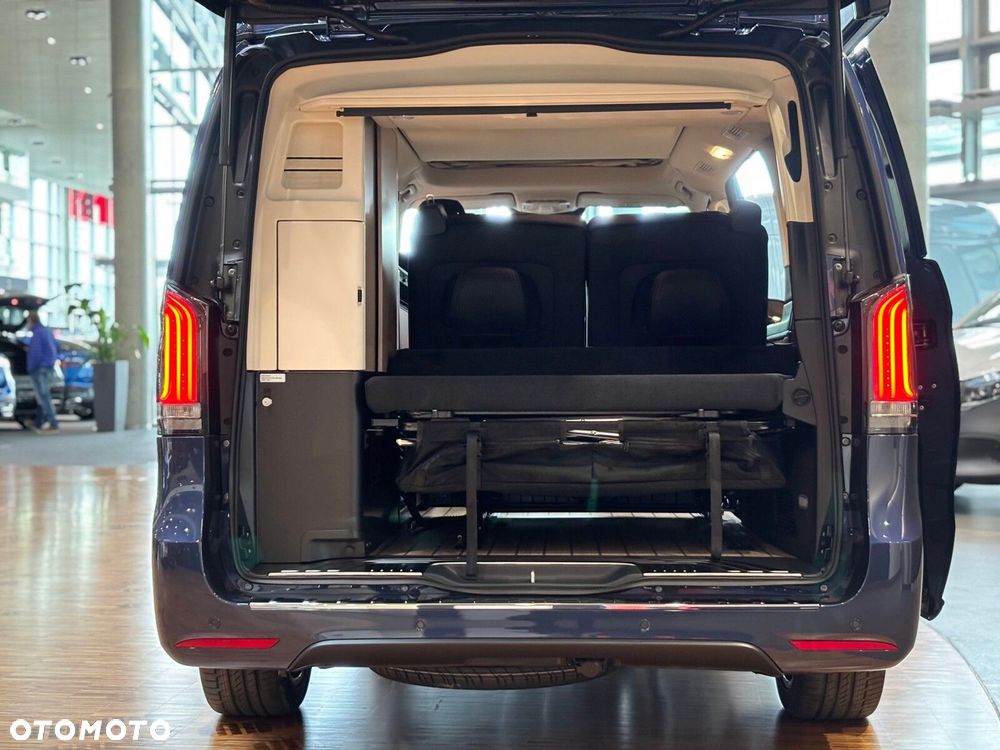 Mercedes-Benz Klasa V - 8